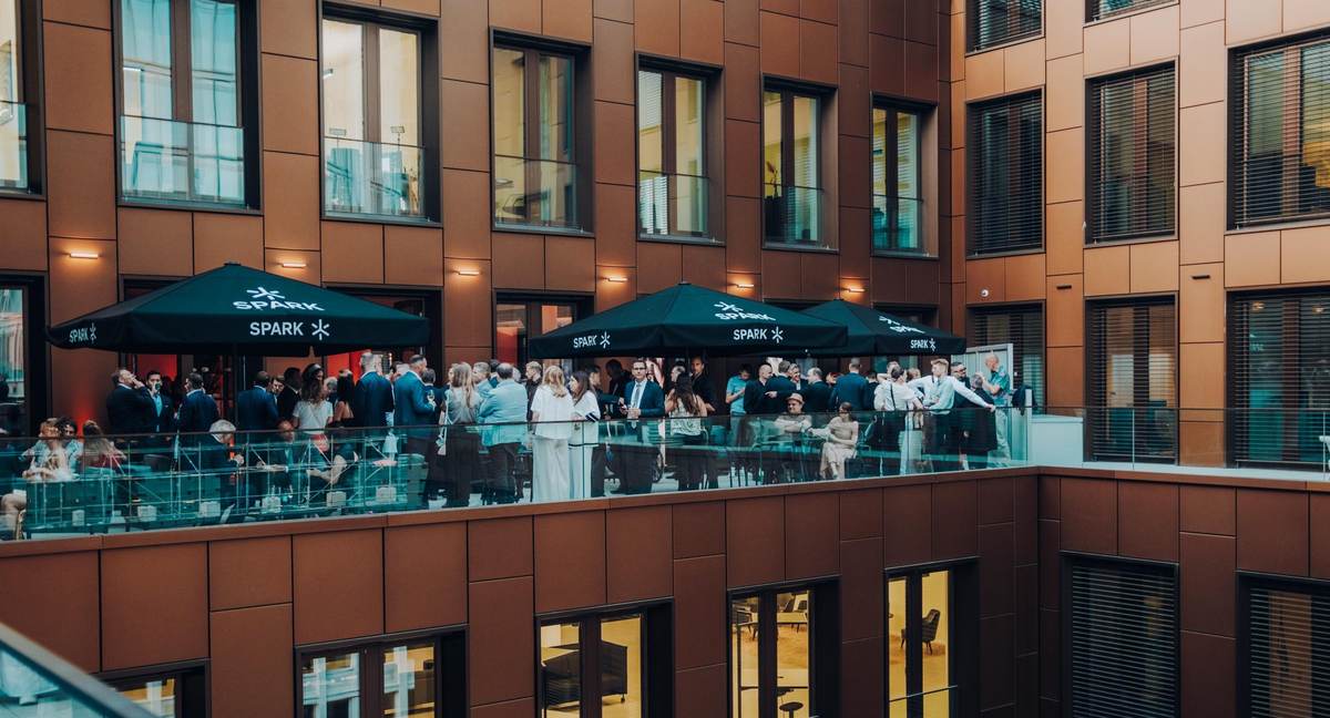 Liberty Stage mit LED-Wand bei SPARK Frankfurt